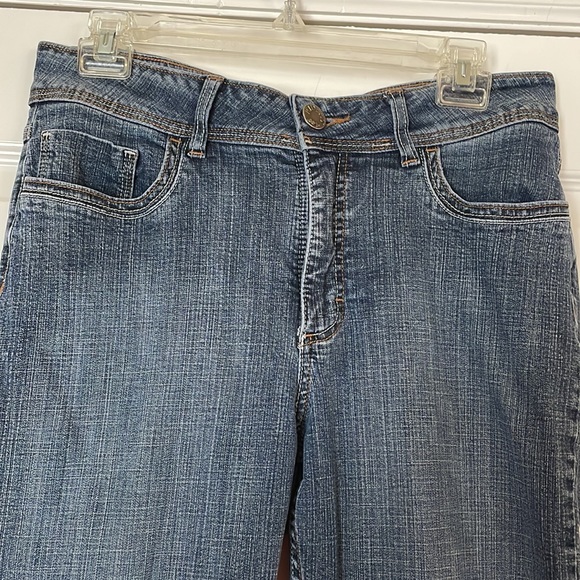 💥3/$25💥 Lee Rider Jeans - Picture 2 of 5